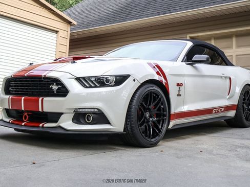 Used 2017 Ford Mustang GT Premium w/ Equipment Group 401A RWD image 16