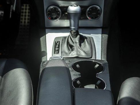 Used 2008 Mercedes-Benz C 300 4MATIC Sedan image 19