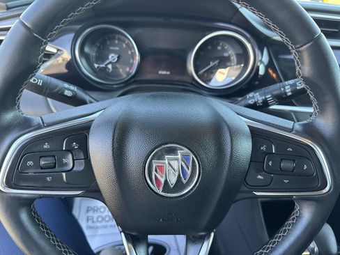 Used 2022 Buick Encore GX Select image 14