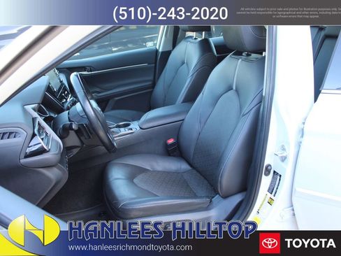 Used 2023 Toyota Camry XSE FWD image 12