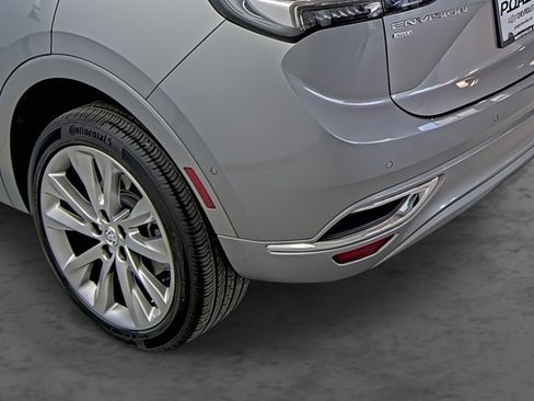 Used 2023 Buick Envision Avenir AWD/4WD image 9