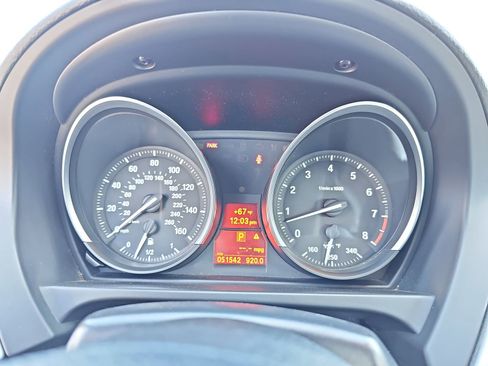 Used 2011 BMW Z4 sDrive35i image 9