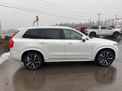 Certified 2023 Volvo XC90 B5 Plus w/ Protection Package Premier image 5