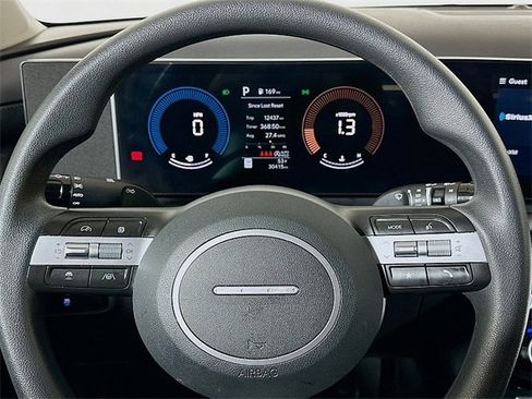 Used 2025 Hyundai Tucson SEL image 12