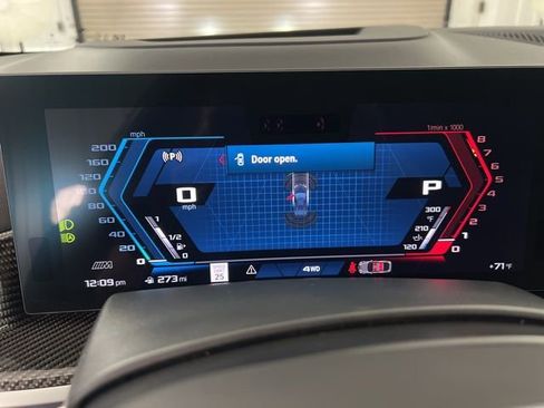 Used 2026 BMW X6 M Competition w/ Executive Package image 34