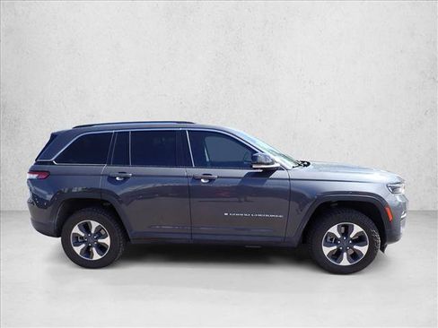 Used 2023 Jeep Grand Cherokee 4WD 4xe w/ Luxury Tech Group II image 3
