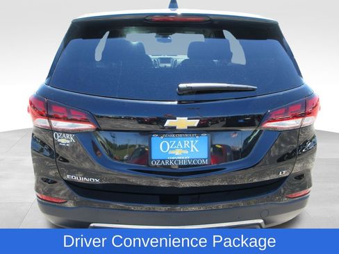 Used 2023 Chevrolet Equinox LT FWD image 4