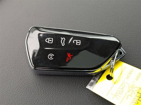 New 2026 Volkswagen Atlas SEL image 32