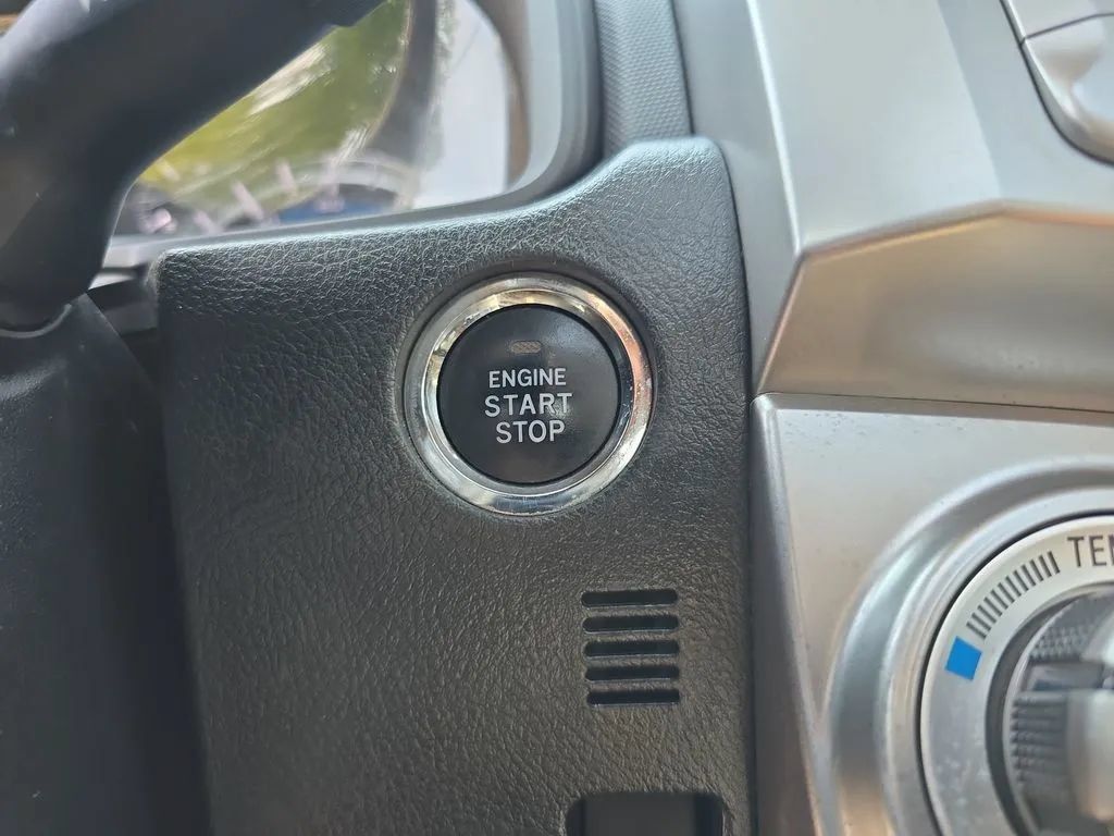 Used 2016 Toyota 4Runner Limited RWD image 22
