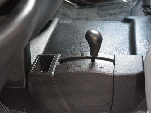 Used 2018 Chevrolet Silverado 1500 W/T w/ Trailering Package image 24