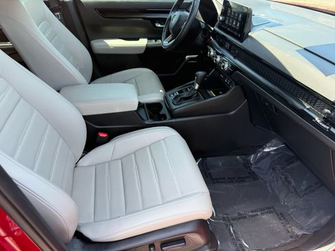 Certified 2025 Honda CR-V EX-L image 33