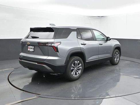 New 2026 Chevrolet Equinox LT w/ LPO, Floor Liner Package image 9