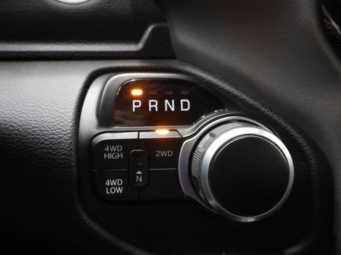 Used 2024 RAM 2500 Big Horn w/ Night Edition AWD/4WD image 42