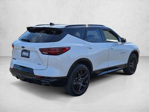Used 2023 Chevrolet Blazer RS w/ Driver Confidence II Package FWD image 5