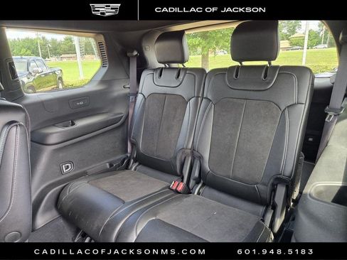 Used 2023 Jeep Grand Cherokee L Laredo AWD/4WD image 13