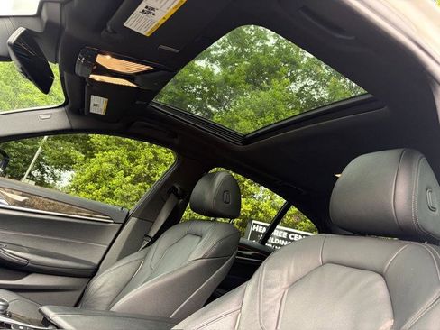 Used 2017 BMW 540i RWD image 30