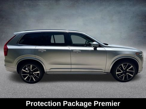 Used 2021 Volvo XC90 T6 Momentum w/ Climate Package AWD/4WD image 6