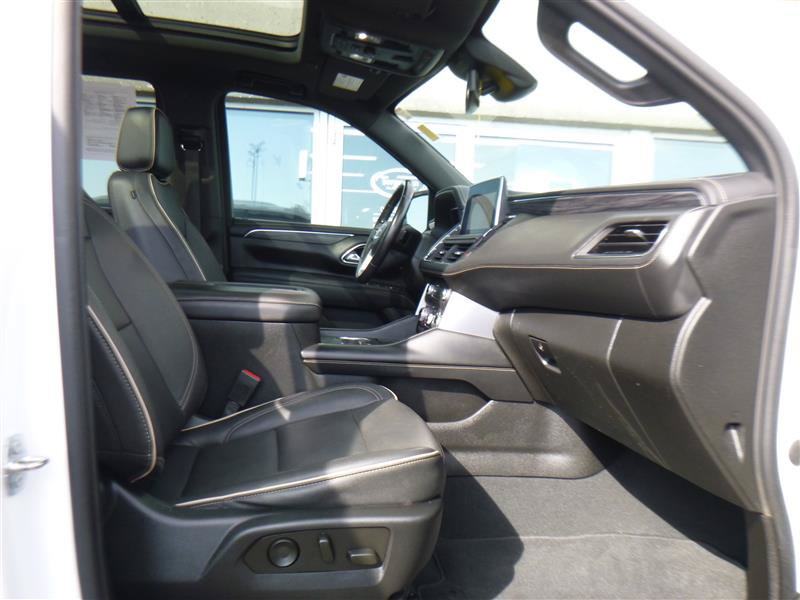 Used 2023 GMC Yukon SLT AWD/4WD image 10