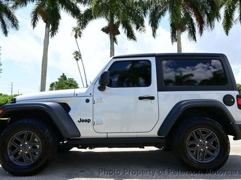 Used 2024 Jeep Wrangler Sport AWD/4WD image 6
