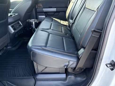Used 2023 Ford F450 Lariat AWD/4WD image 19