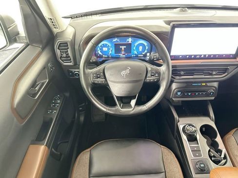 Used 2025 Ford Bronco Sport Outer Banks w/ Outer Banks Tech Package+ AWD/4WD image 21