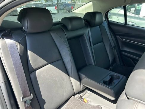Used 2023 MAZDA MAZDA3 s FWD image 46