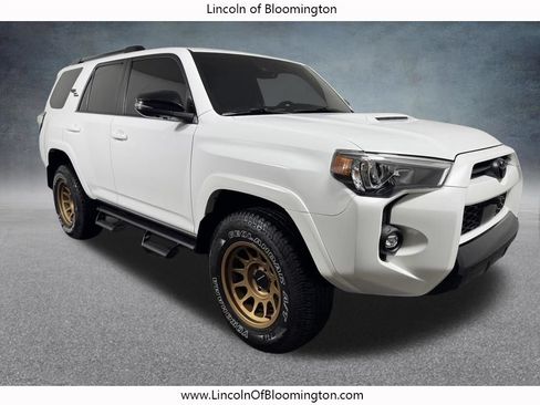 Used 2024 Toyota 4Runner TRD Off-Road Premium w/ Off Road Premium Plus Package AWD/4WD image 10