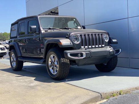 Used 2020 Jeep Wrangler Unlimited Sahara AWD/4WD image 1