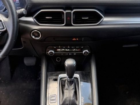Used 2021 MAZDA CX-5 Touring image 11