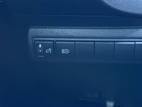 Used 2020 Toyota Corolla XSE image 33