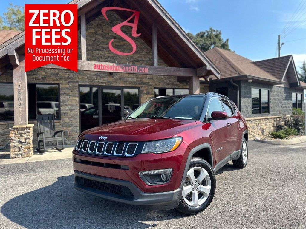 Used 2020 Jeep Compass Latitude w/ Cold Weather Group AWD/4WD image 1
