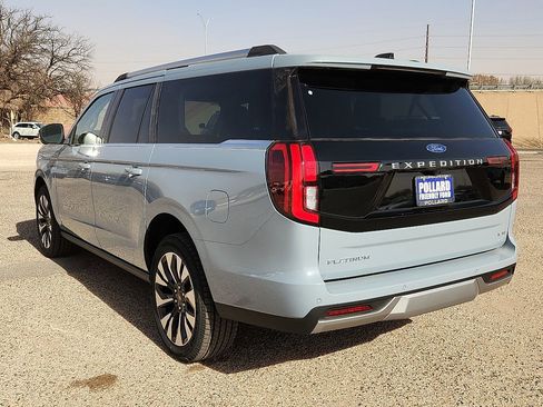 New 2026 Ford Expedition Max Platinum image 2