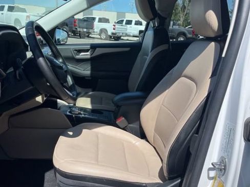Used 2022 Ford Escape SEL AWD/4WD image 28