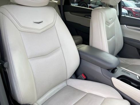 Used 2017 Cadillac XT5 Luxury w/ Driver Awareness Package image 25