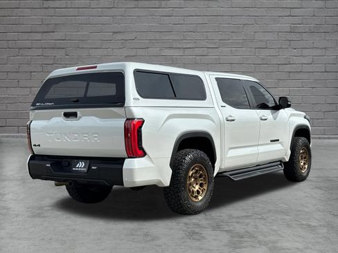 Used 2024 Toyota Tundra Limited AWD/4WD image 12