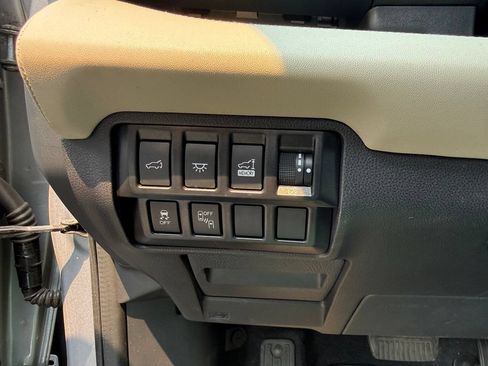 Used 2022 Subaru Ascent Limited w/ Technology Package AWD/4WD image 17