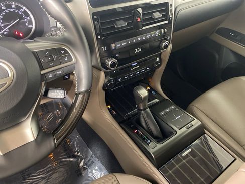 Certified 2023 Lexus GX 460 Premium image 16