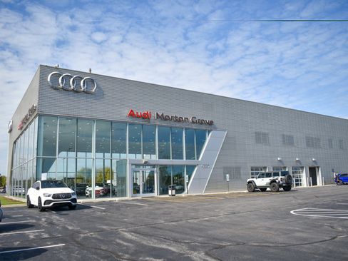 Used 2023 Audi A4 2.0T Premium Plus w/ Premium Plus Package AWD/4WD image 40