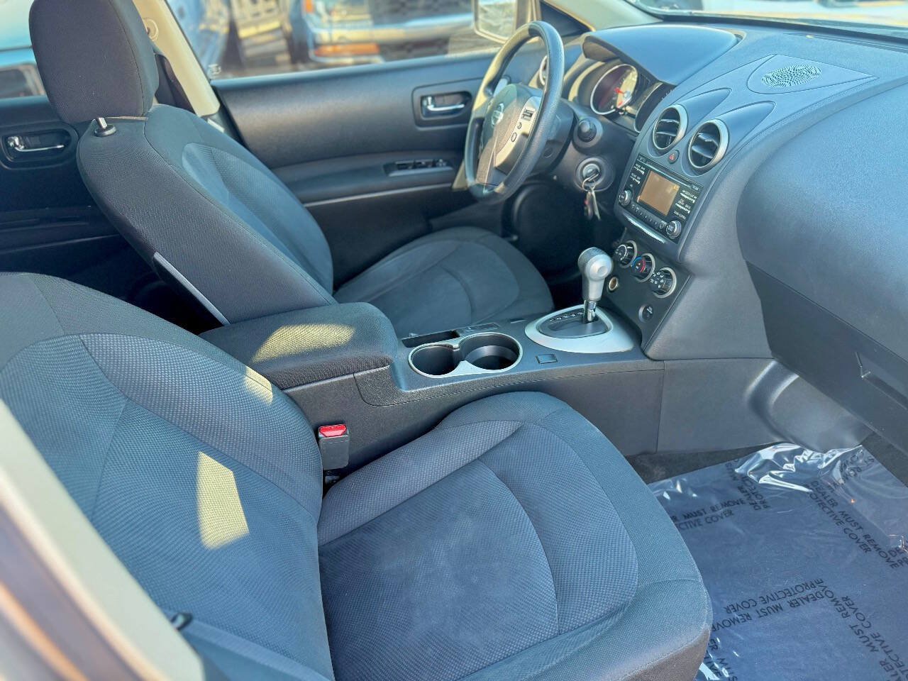 Used 2015 Nissan Rogue S w/ Convenience Package FWD image 9