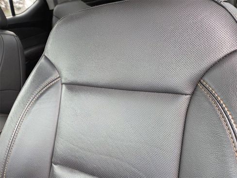 Used 2020 Chevrolet Traverse Premier image 15