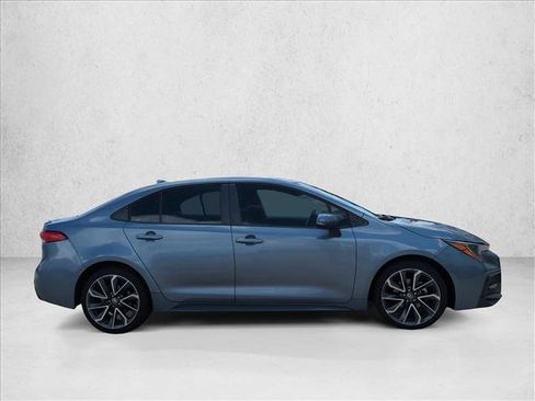 Used 2020 Toyota Corolla SE FWD image 4
