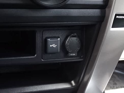 Used 2021 Toyota 4Runner SR5 Premium w/ Moonroof Package RWD image 32