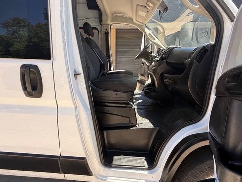 Used 2019 RAM ProMaster 2500 FWD image 69