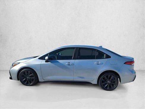 Used 2024 Toyota Corolla SE FWD image 8