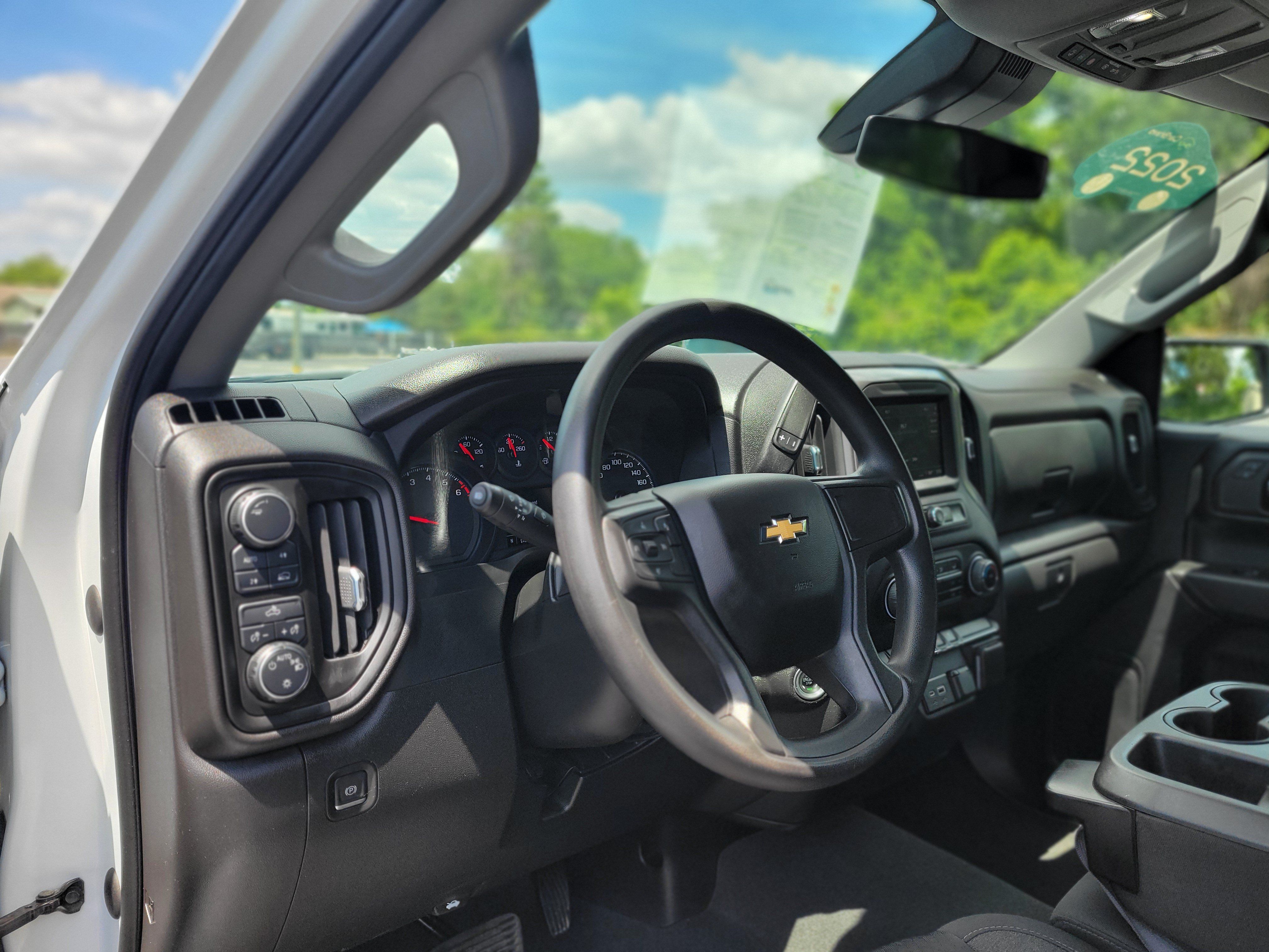 Used 2022 Chevrolet Silverado 1500 Custom AWD/4WD image 29