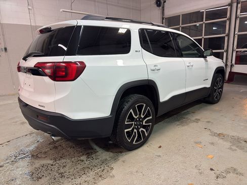 Used 2019 GMC Acadia SLT w/ Black Edition image 6