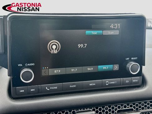Used 2025 Honda HR-V Sport image 17