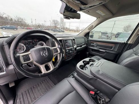 Used 2018 RAM 1500 Laramie AWD/4WD image 17