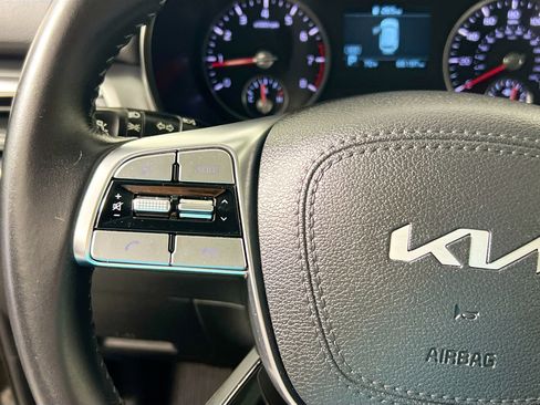 Used 2022 Kia Telluride S image 18