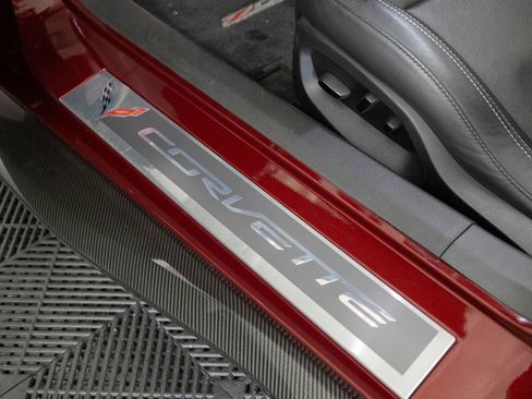 Used 2016 Chevrolet Corvette Z06 w/ 3LZ Preferred Equipment Group RWD image 13